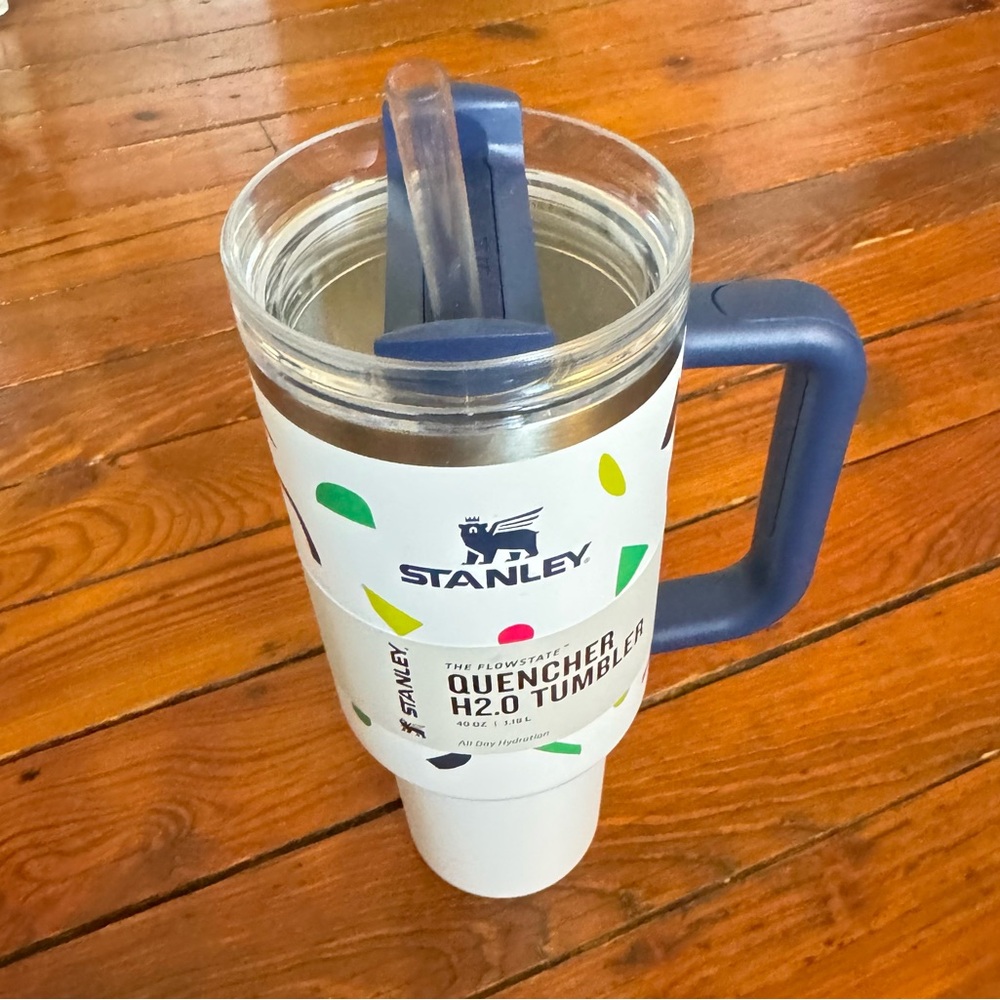 STANLEY 40oz Quencher H2.0 FlowState Tumbler Geo Shapes Target Exclusive NWT - Picture 10 of 10